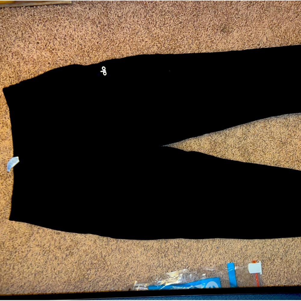 Alo Black Joggers
